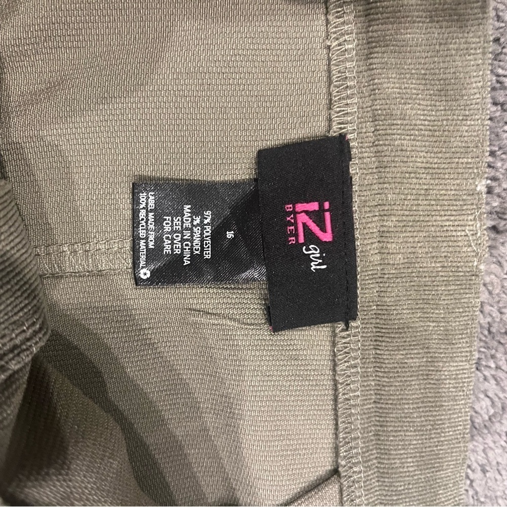 iZ BYER Girls Olive Corduroy Cargo Pants Girls 16 - Picture 2 of 11